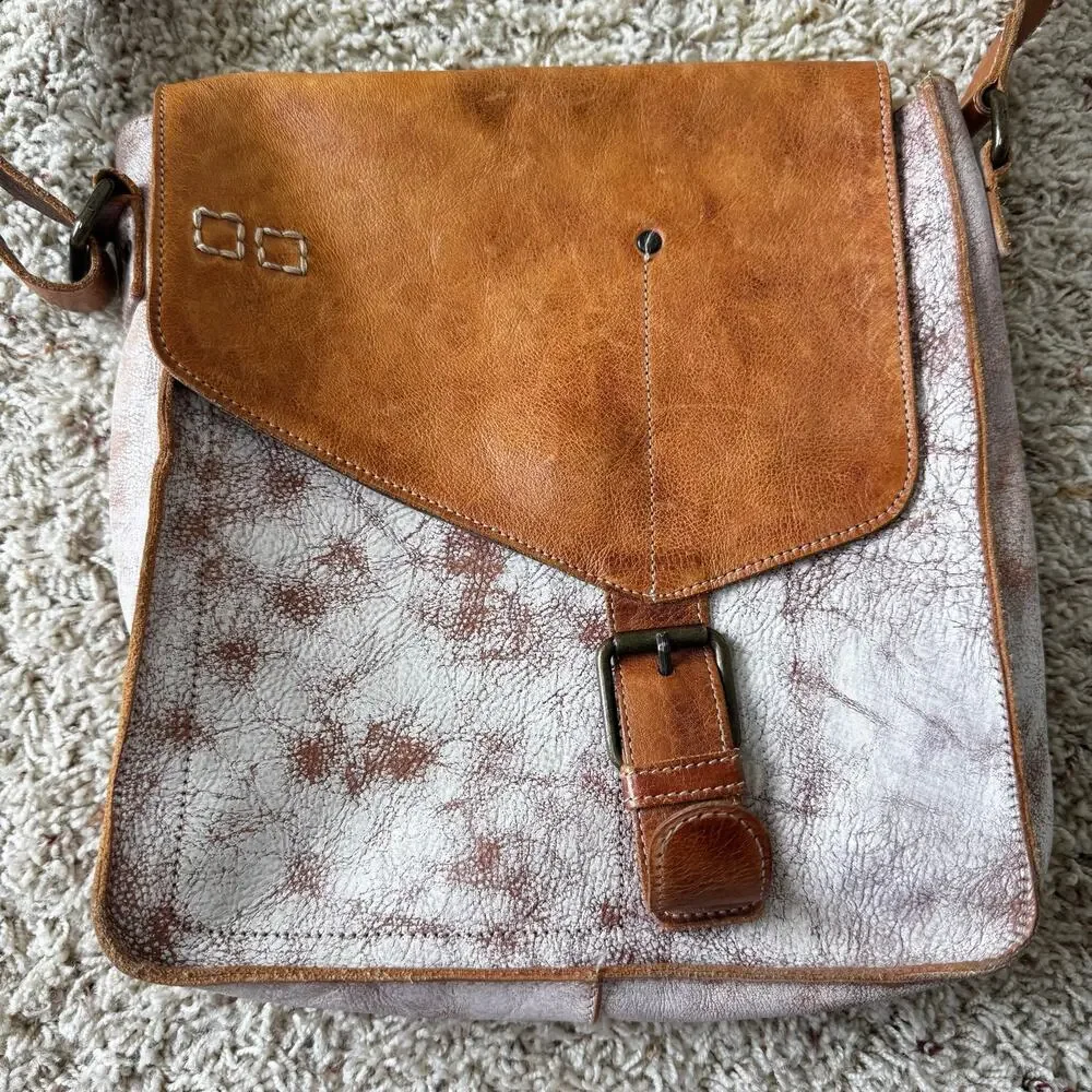 BED STU Venice Beach Leather Buckled Crossbody Purse Nectar Lux Tan Rustic